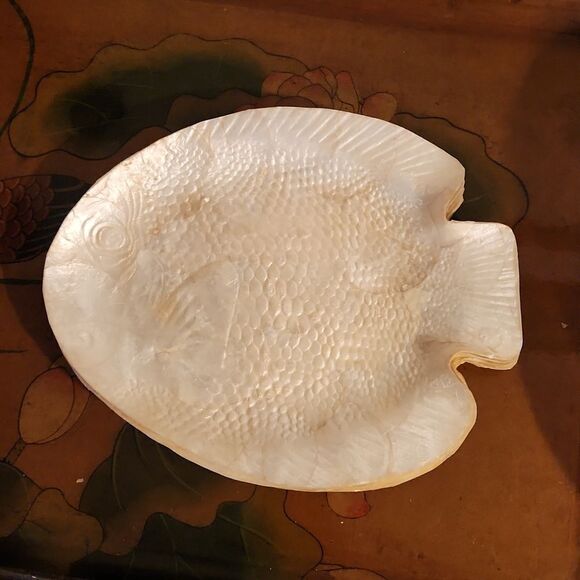 Capiz Shell Fish Plates Set of 5 Vintage - Picture 2 of 11